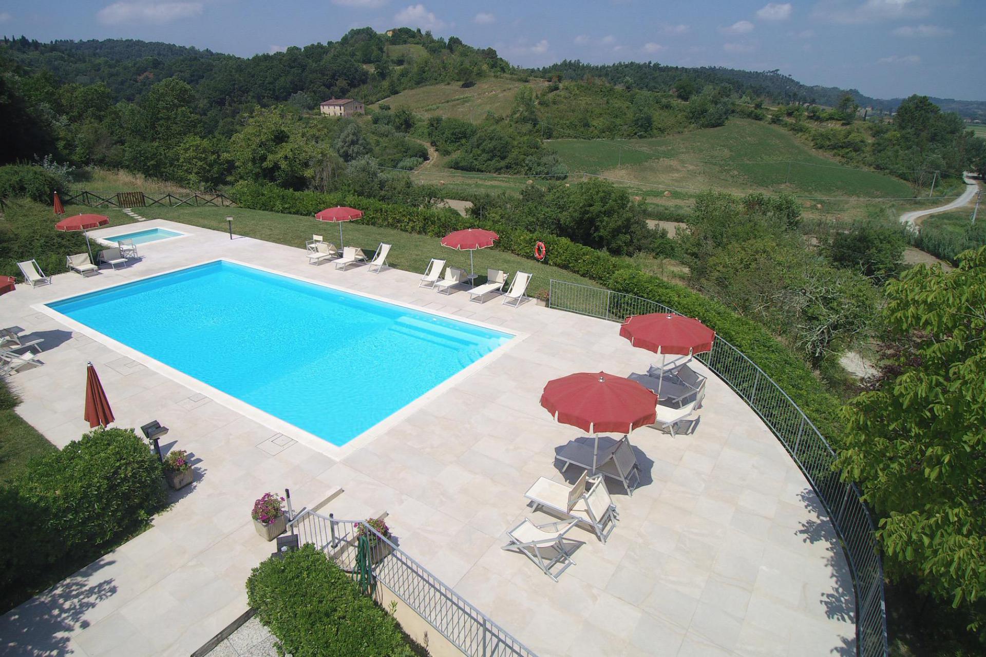 Comfortable family apartments with outdoor area in Tuscany