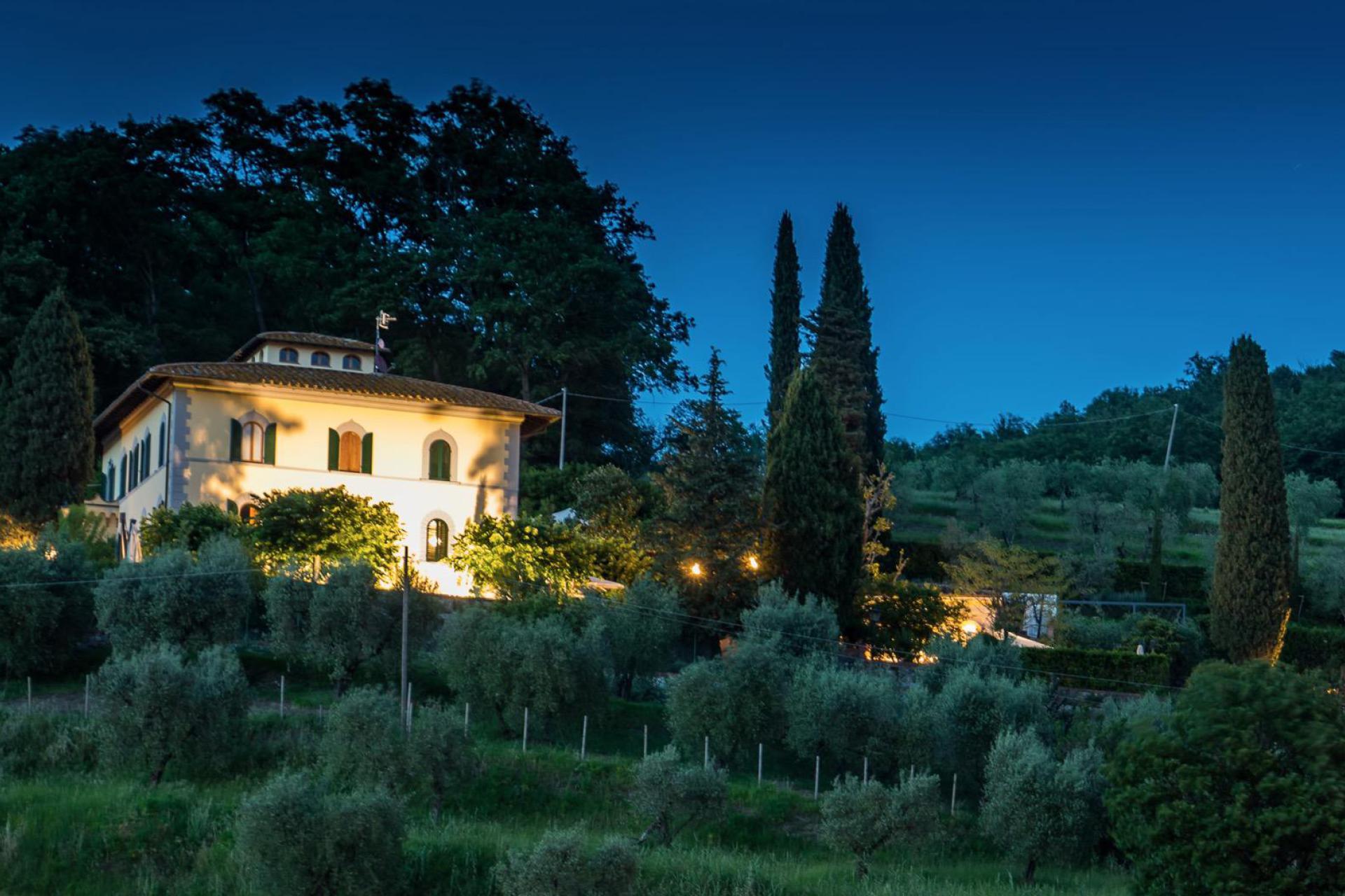 Agriturismo in stately villa between Florence and Lucca